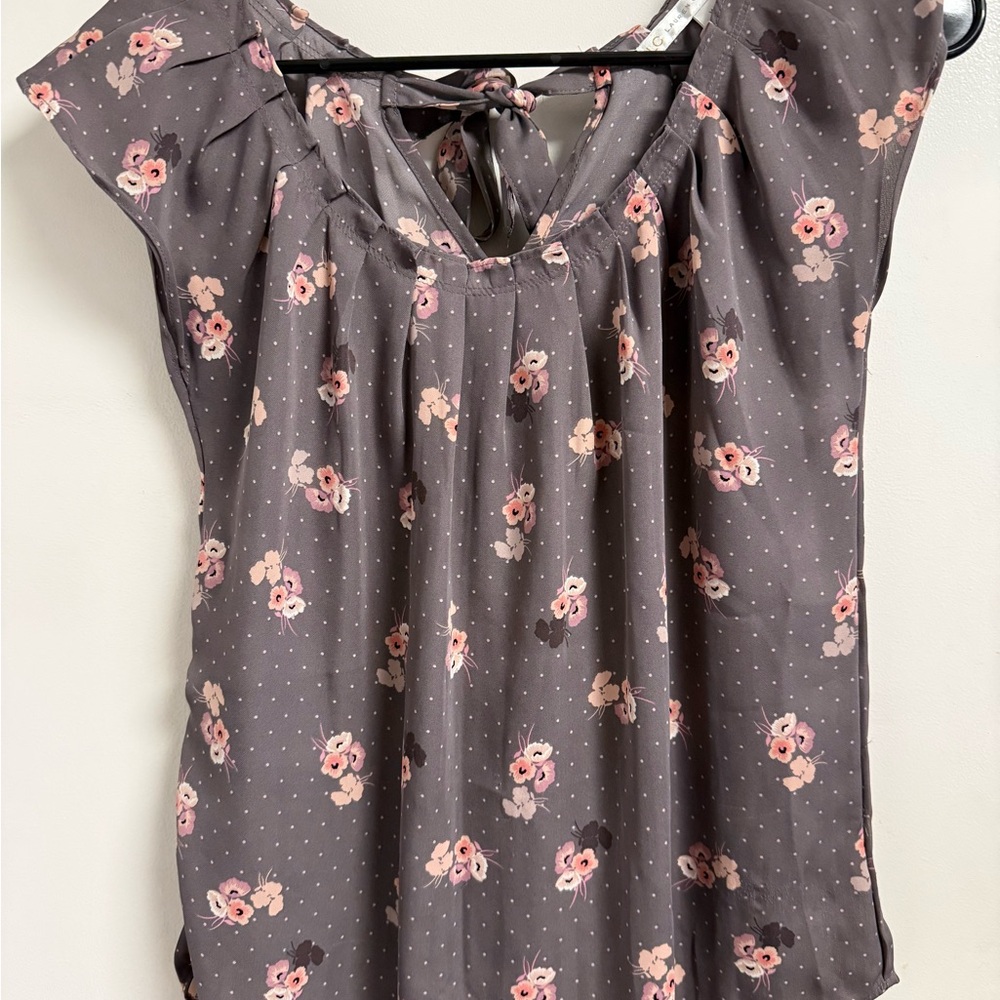 Lauren Conrad Floral Dot Tie-Back Cap Sleeve Top in Gray and Pink
